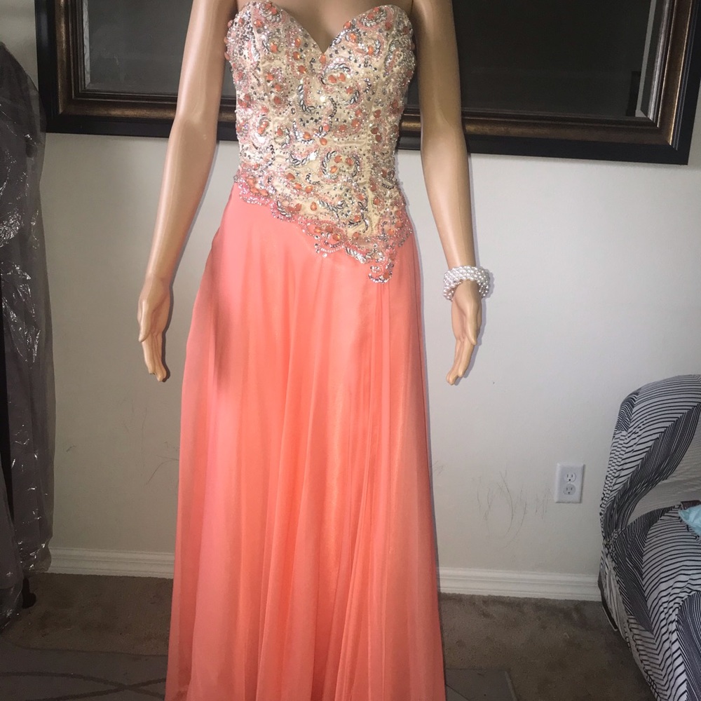 MacDuggal prom dress